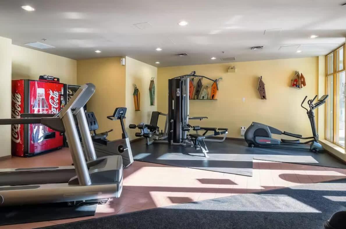 Renovated 1bed-1bath In Village With Pool, Hot Tub, And Sauna Holiday home Whistler